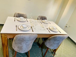Oceans-Opulence/3BR-5 BEDS